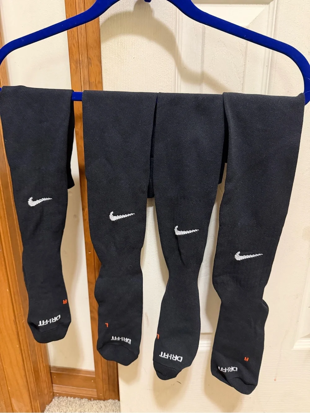 Nike Black unisex Athletic Socks with White Swoosh (2 Pairs)